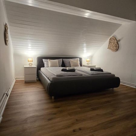 Schoene 3-Zimmer Wohnung In Hemelingen Bremen Bagian luar foto