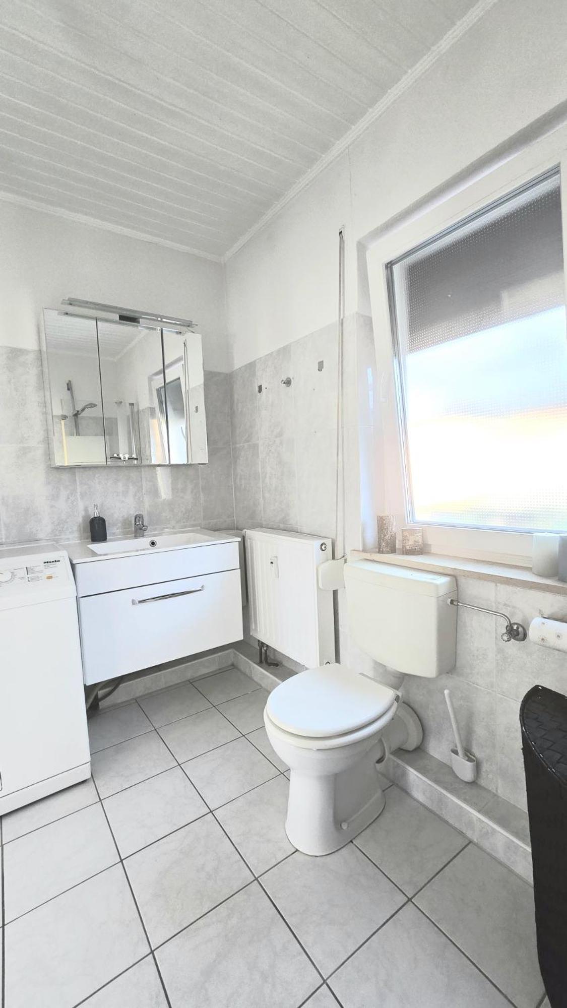 Schoene 3-Zimmer Wohnung In Hemelingen Bremen Bagian luar foto