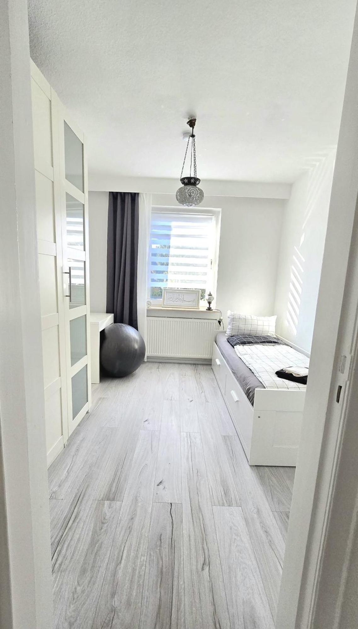 Schoene 3-Zimmer Wohnung In Hemelingen Bremen Bagian luar foto