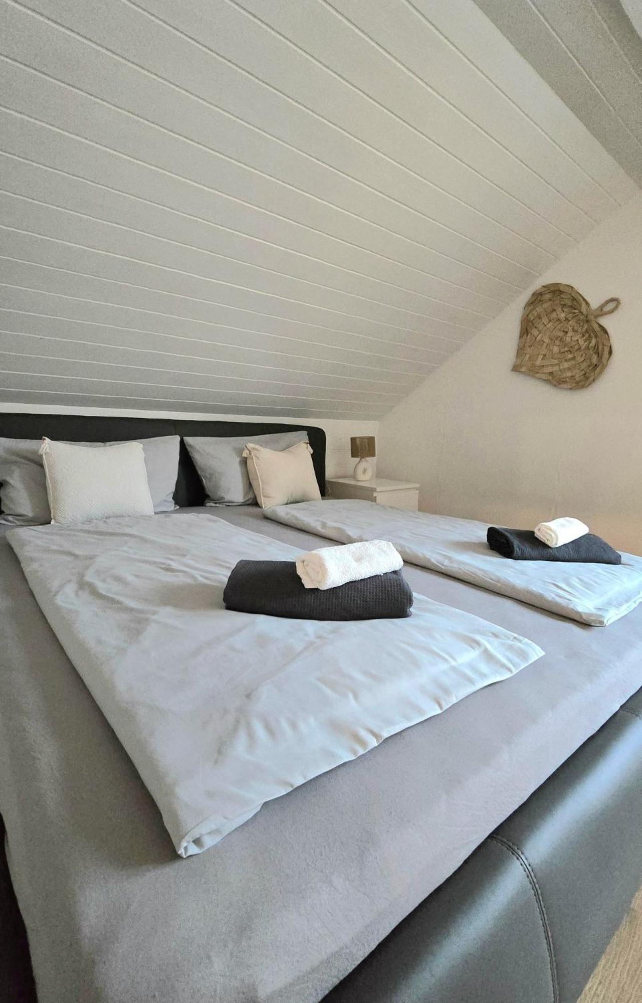 Schoene 3-Zimmer Wohnung In Hemelingen Bremen Bagian luar foto
