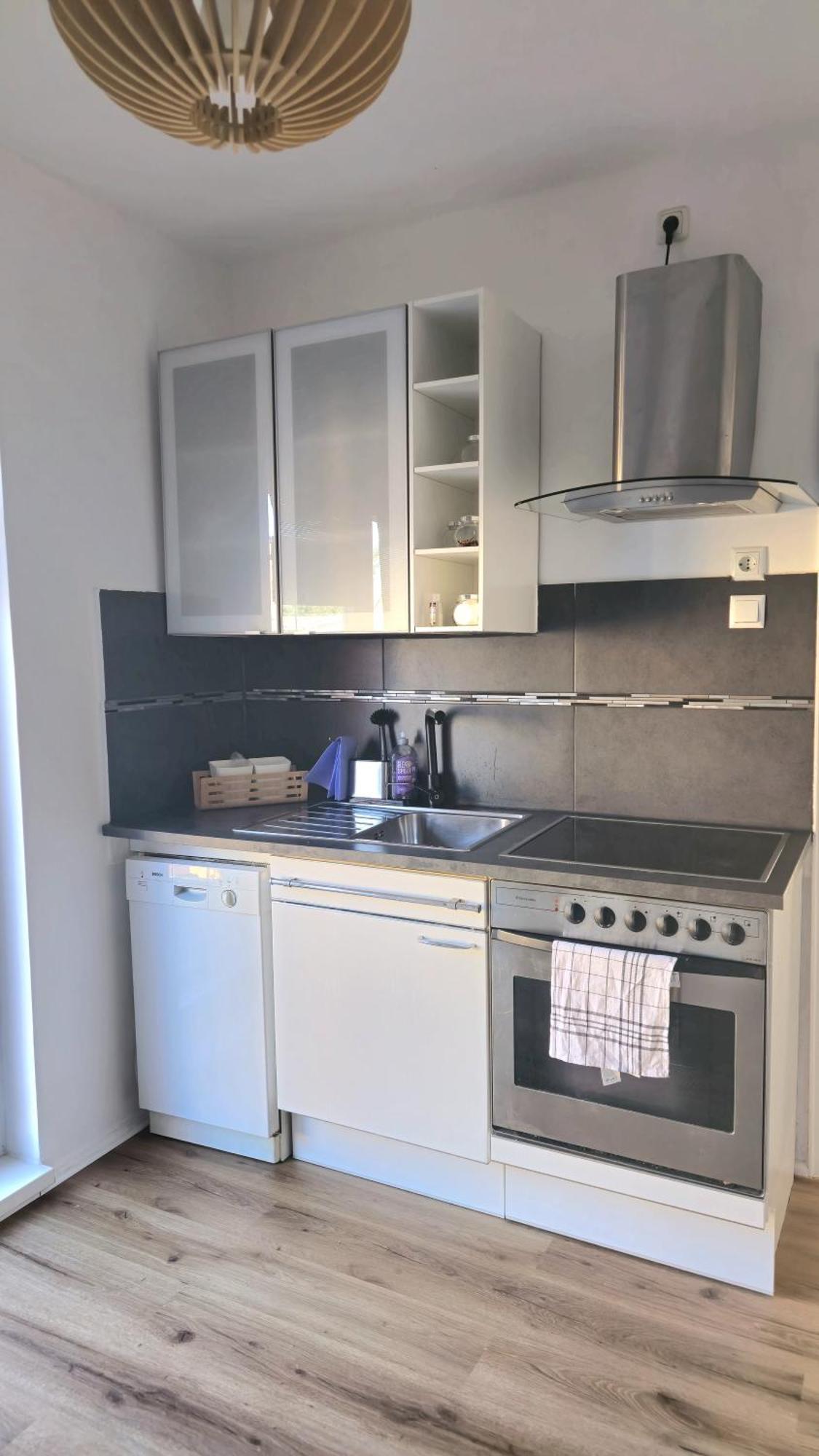 Schoene 3-Zimmer Wohnung In Hemelingen Bremen Bagian luar foto